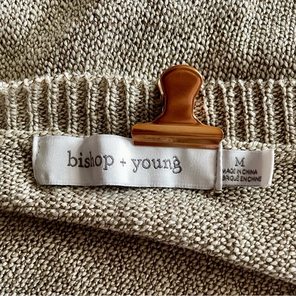 Beautiful Bishop and Young tan fringe shortsleeved sweater size medium. - Picture 6 of 9